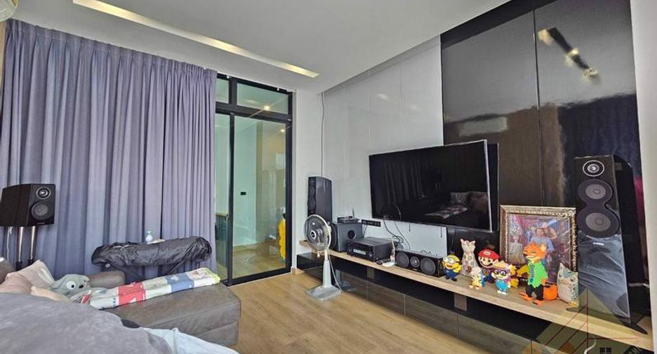For sale 4 ベッドルーム house in East Pattaya, Pattaya