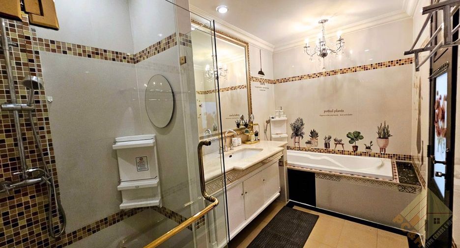 For rent そして for sale 2 ベッドルーム condo in South Pattaya, Pattaya