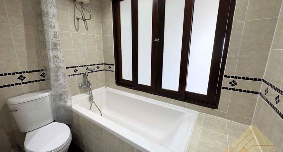 For sale 2 bedrooms condo in South Pattaya, Pattaya