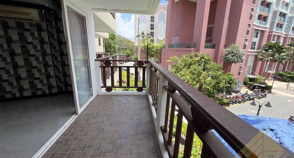For sale 2 bedrooms condo in South Pattaya, Pattaya