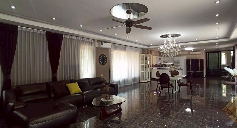 À vendre 3 chambres maison à Huay Yai, Pattaya