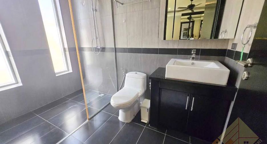 ขาย 4 ห้องนอน บ้านเดี่ยว ใน พัทยาตะวันออก, พัทยา