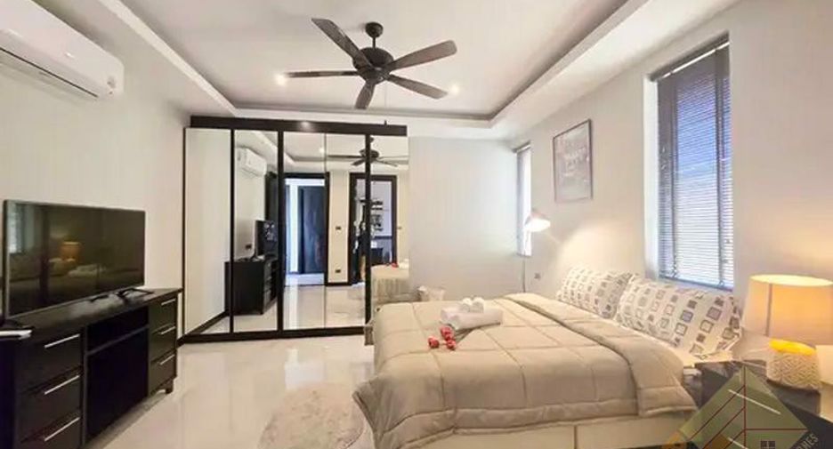 ขาย 4 ห้องนอน บ้านเดี่ยว ใน พัทยาตะวันออก, พัทยา