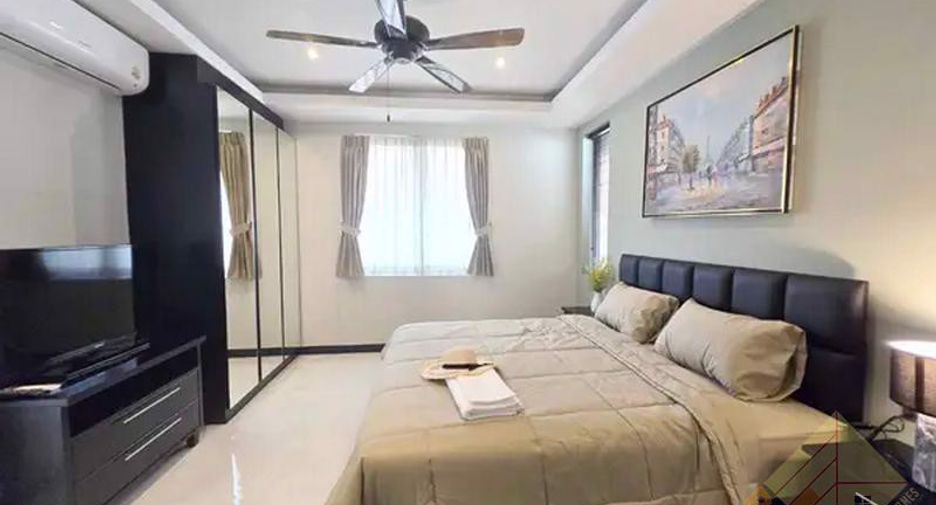 ขาย 4 ห้องนอน บ้านเดี่ยว ใน พัทยาตะวันออก, พัทยา