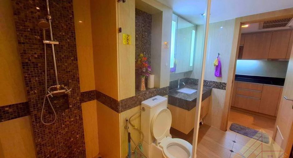 For sale 1 Beds condo in Pratumnak, Pattaya