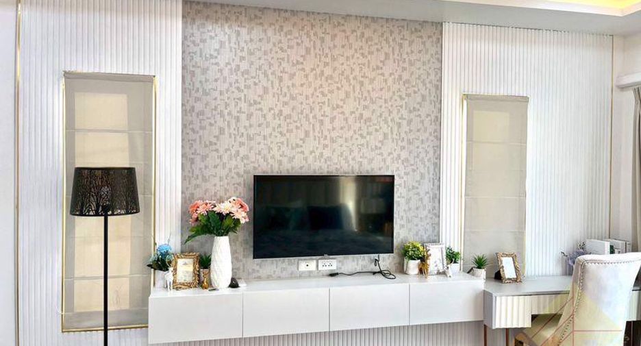 For sale 3 bedrooms house in East Pattaya, Pattaya