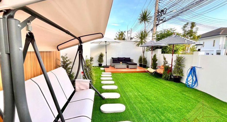 For sale 3 bedrooms house in East Pattaya, Pattaya