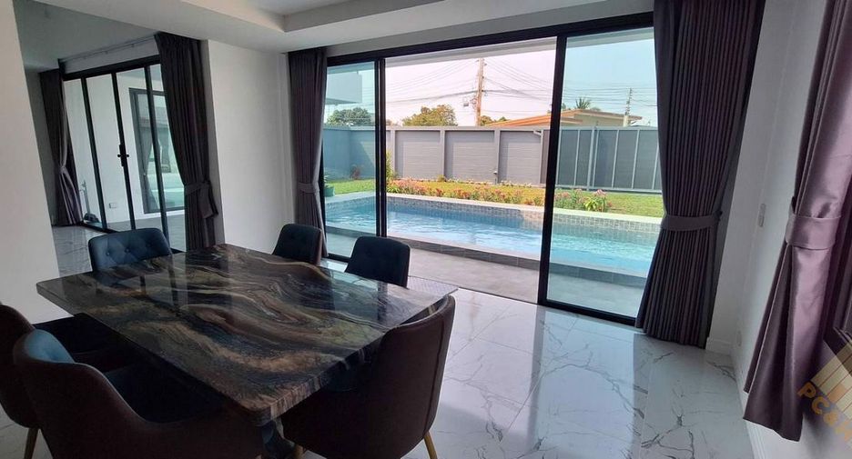 For rent 4 bedrooms house in East Pattaya, Pattaya