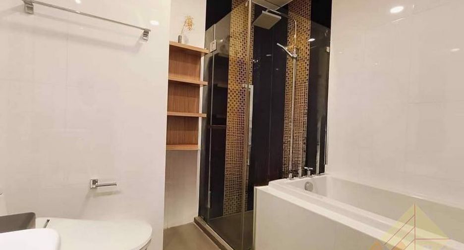For sale 1 bed condo in Si Racha, Chonburi