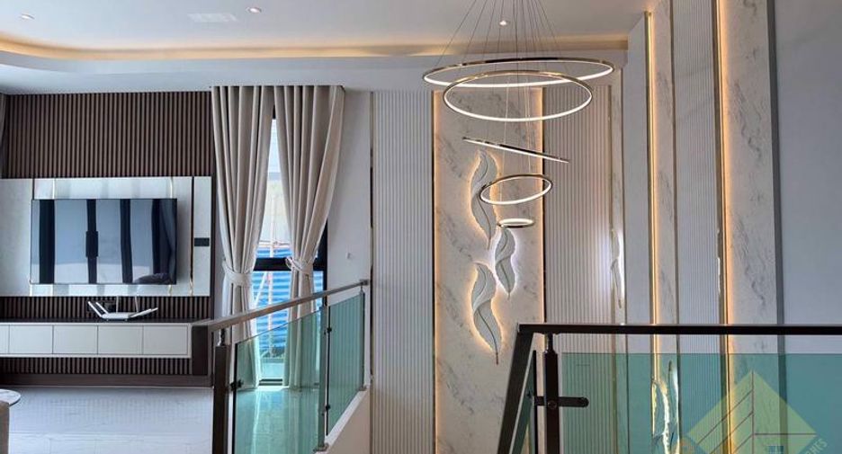 For sale 4 ベッドルーム house in Jomtien, Pattaya