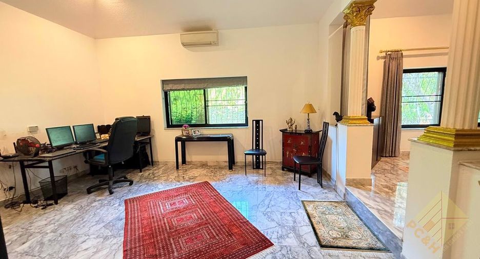 For sale 5 bedrooms house in East Pattaya, Pattaya