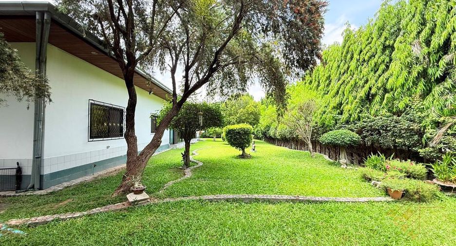 For sale 5 bedrooms house in East Pattaya, Pattaya