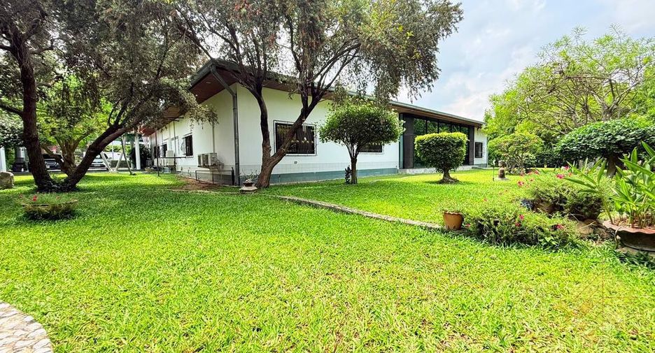 For sale 5 bedrooms house in East Pattaya, Pattaya