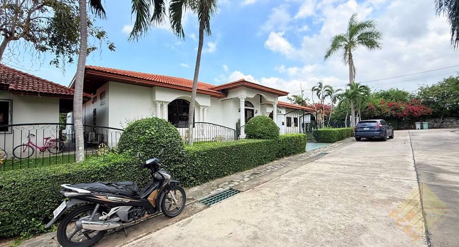 For sale 5 bedrooms house in East Pattaya, Pattaya