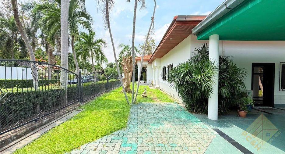 For sale 5 bedrooms house in East Pattaya, Pattaya
