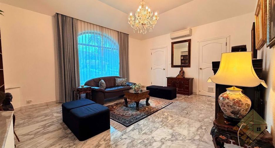For sale 5 bedrooms house in East Pattaya, Pattaya