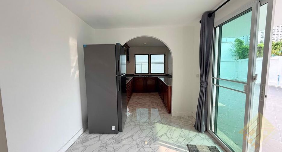 Haus zum Kauf mit 3 Zimmer in Jomtien, Pattaya