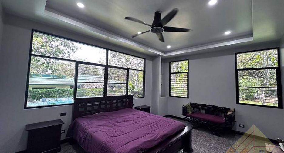 出售 4 卧室 独立屋 在 Sattahip, Chon Buri
