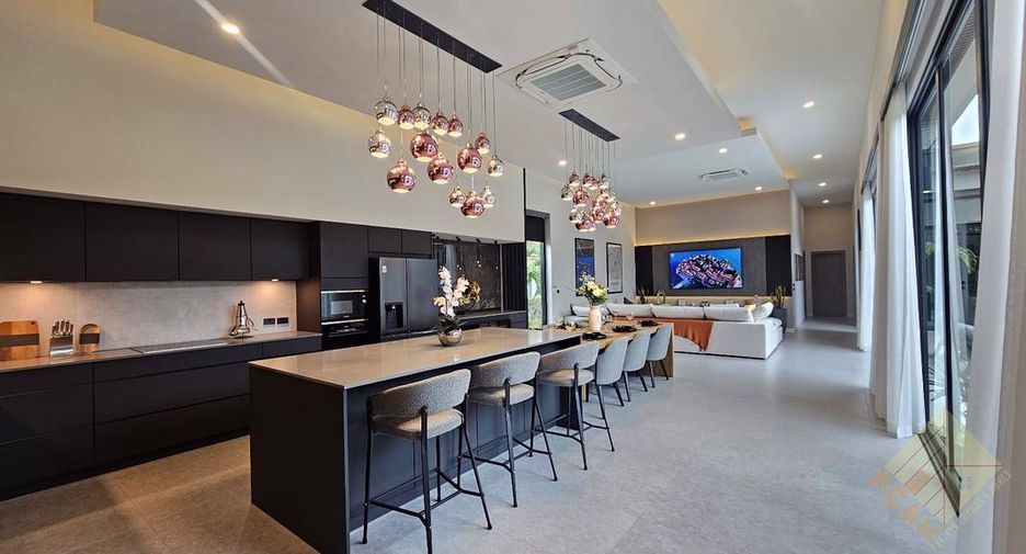 ขาย 4 ห้องนอน บ้านเดี่ยว ใน พัทยาตะวันออก, พัทยา