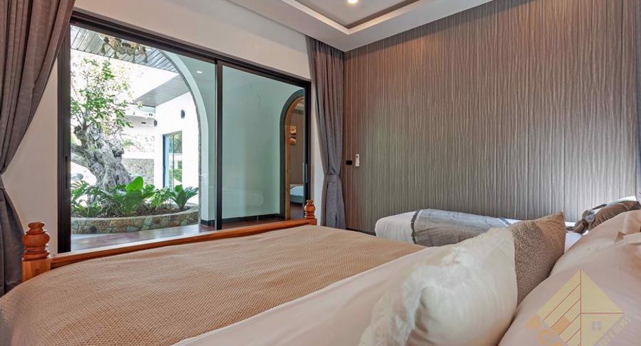 For rent 5 bedrooms house in Huay Yai, Pattaya