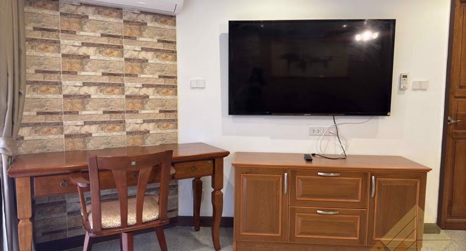 For sale 2 bedrooms condo in South Pattaya, Pattaya