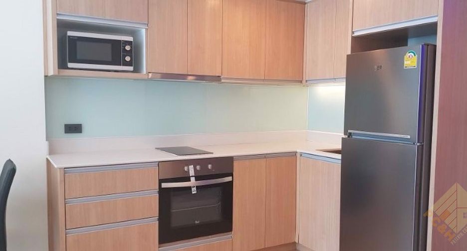 À vendre 1 chambre condo à Pratumnak, Pattaya
