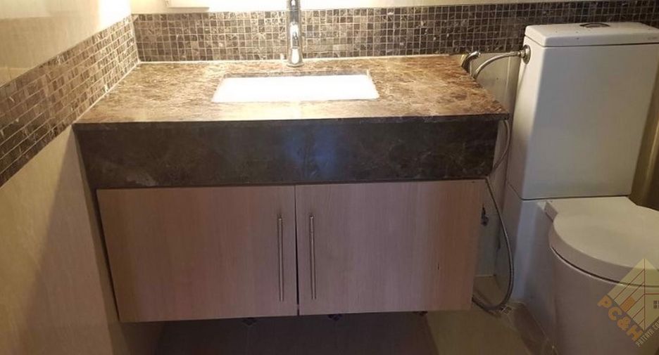 À vendre 1 chambre condo à Pratumnak, Pattaya