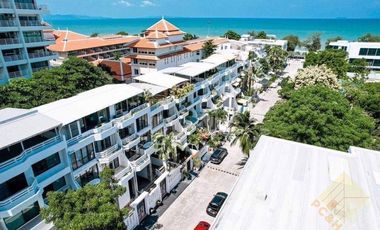For sale 8 bedrooms townhouse in Pratumnak, Pattaya