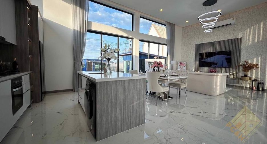 For sale 3 ベッドルーム house in East Pattaya, Pattaya