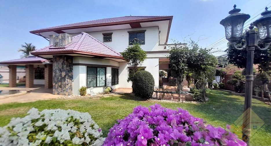 Casa en venta de 4 habitaciones en East Pattaya, Pattaya