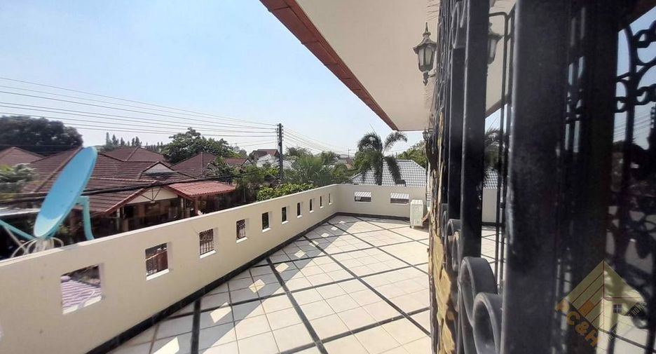Casa en venta de 4 habitaciones en East Pattaya, Pattaya