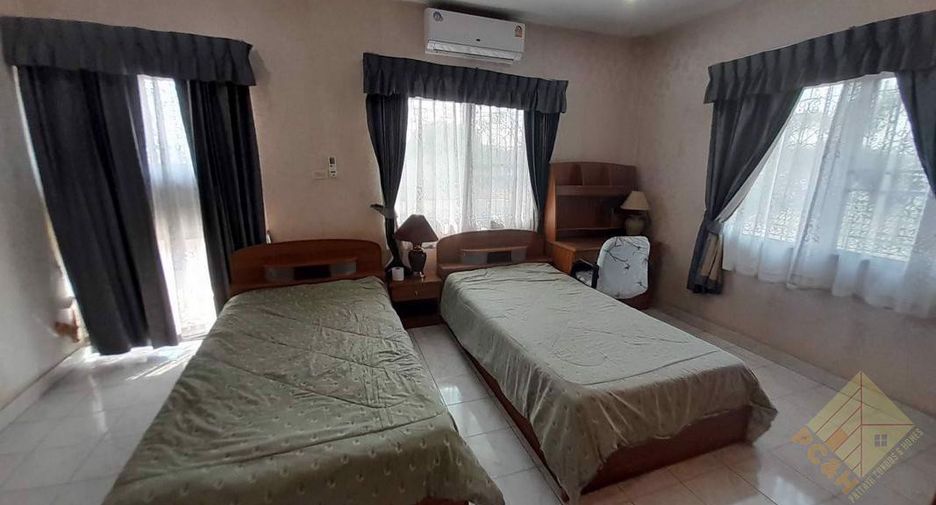 Casa en venta de 4 habitaciones en East Pattaya, Pattaya