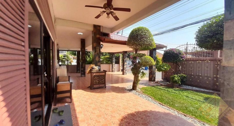 Casa en venta de 4 habitaciones en East Pattaya, Pattaya