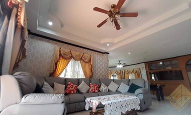 For sale 4 ベッドルーム house in East Pattaya, Pattaya