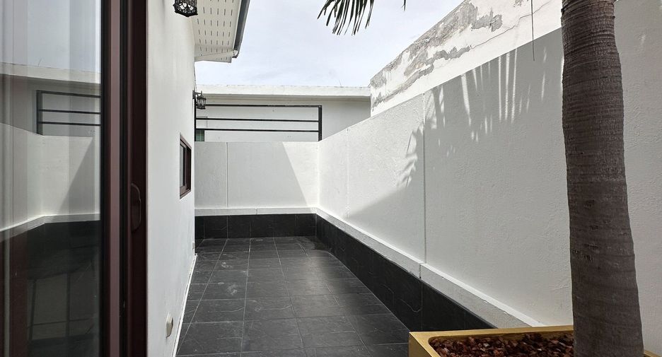 For sale and for rent 3 bedrooms villa in Hua Hin, Prachuap Khiri Khan