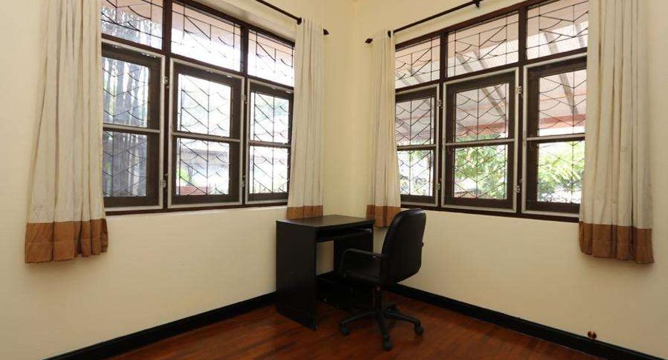 For sale 3 bedrooms house in Mueang Chiang Mai, Chiang Mai