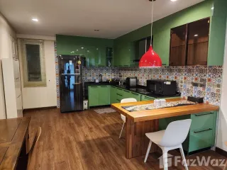 Wohnung zur Miete mit 2 Zimmer in Yan Nawa, Bangkok
