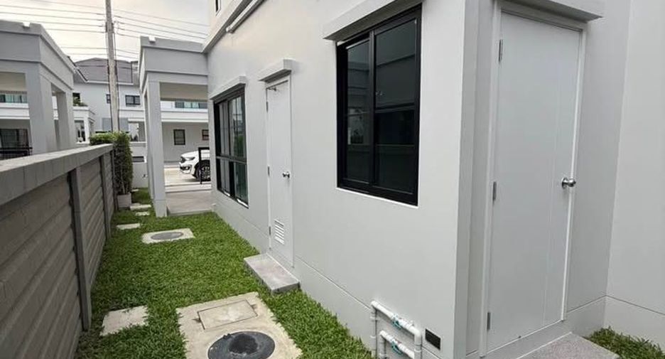 Haus zur Miete mit 4 Zimmer in Don Mueang, Bangkok