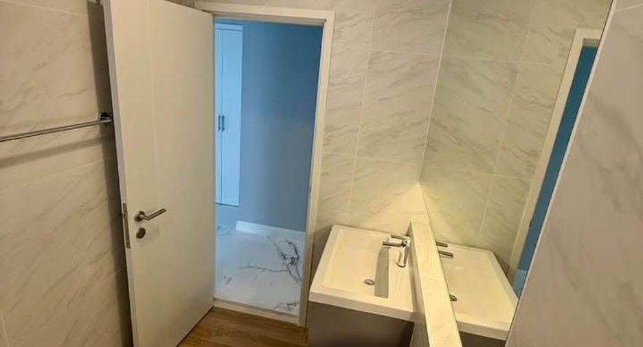 Haus zur Miete mit 4 Zimmer in Don Mueang, Bangkok