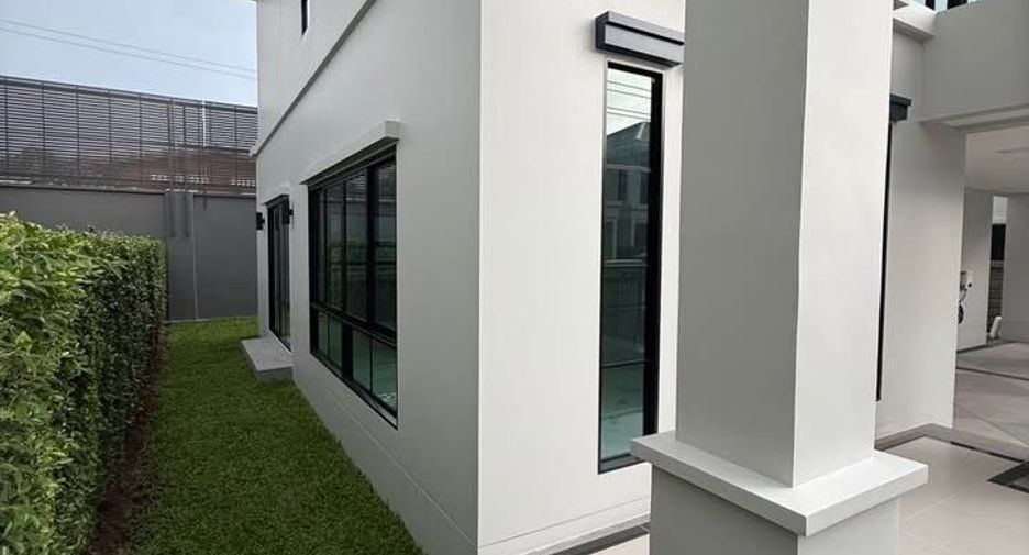 Haus zur Miete mit 4 Zimmer in Don Mueang, Bangkok