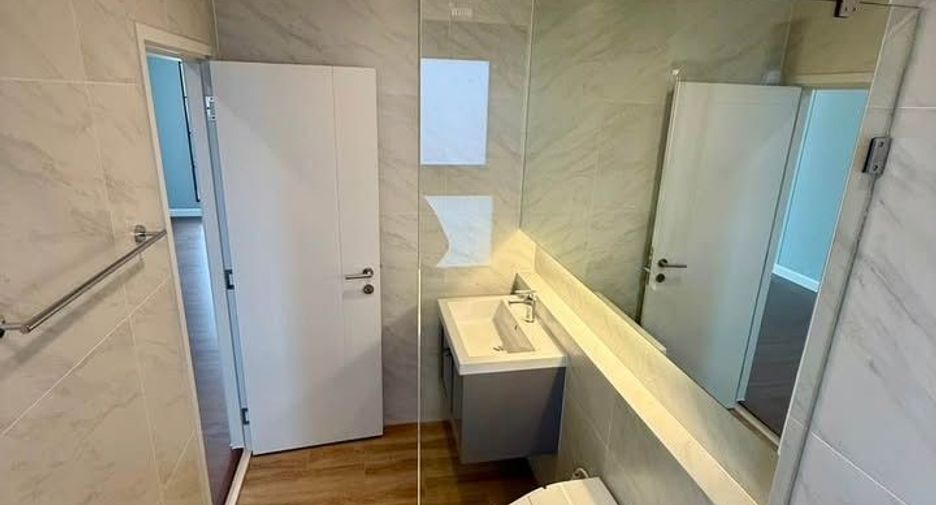 Haus zur Miete mit 4 Zimmer in Don Mueang, Bangkok