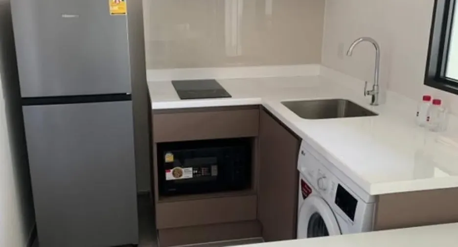 Condo en alquiler de 1 habitaciones en Thon Buri, Bangkok