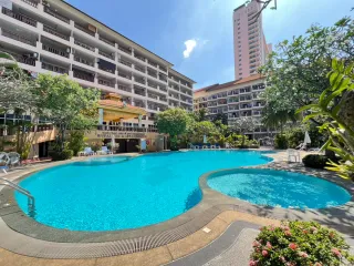 For rent 2 bedrooms condo in Bang Lamung, Chonburi