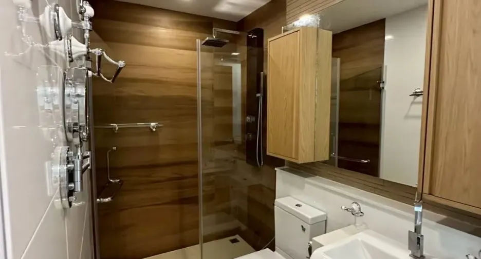À louer et à vendre 2 chambres condo à Bang Saray, Pattaya