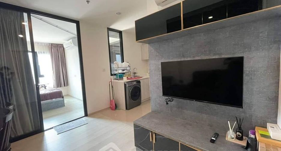 For rent 2 ベッドルーム condo in Watthana, Bangkok