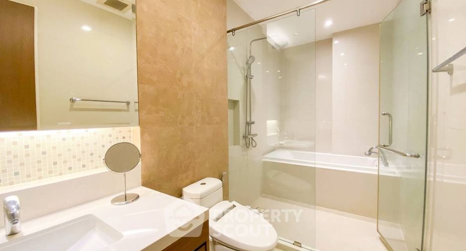 For rent 2 bedrooms condo in Khlong Toei, Bangkok