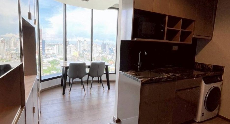 Wohnung zur Miete mit 1 Zimmer in Khlong Toei, Bangkok