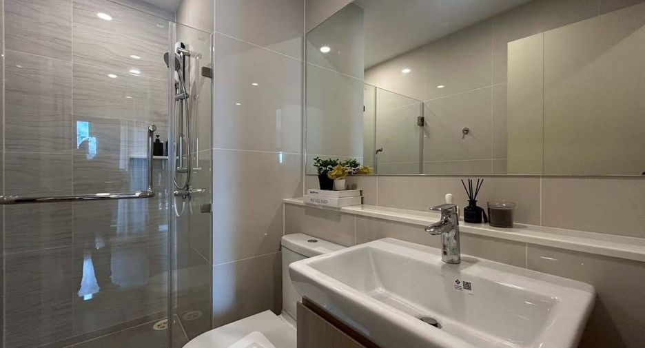For rent 1 bed condo in Khlong Toei, Bangkok