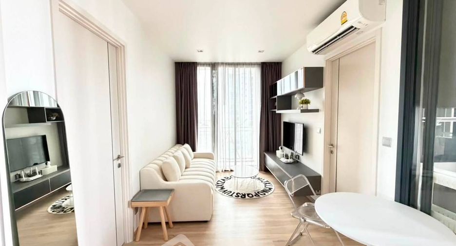 For rent 2 bedrooms condo in Phaya Thai, Bangkok