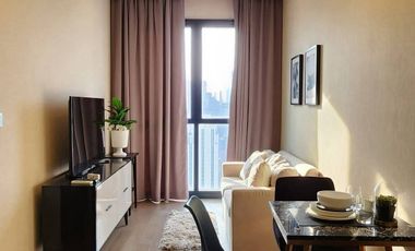 Condo en alquiler de 1 habitaciones en Khlong Toei, Bangkok